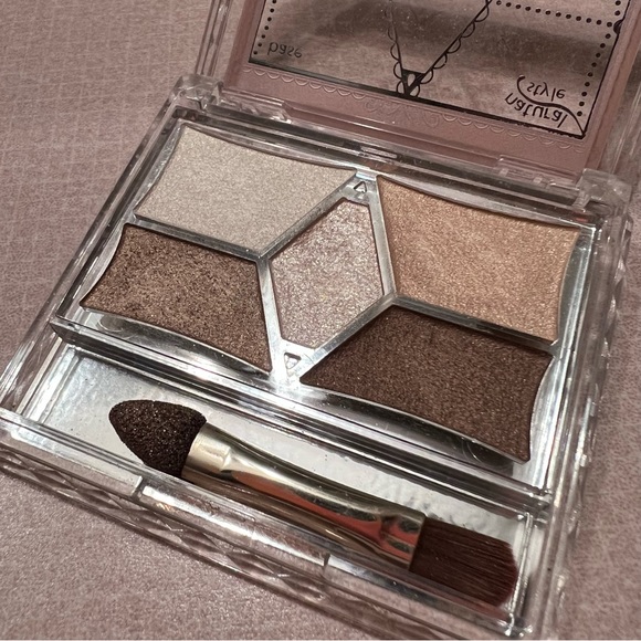 Canmake Eyeshadow Palette - Picture 2 of 2